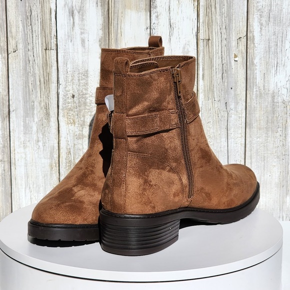 NEW - Giani Bernini Women's Becca Memory Foam Buckled Booties - Size 9.5 M - Picture 7 of 12